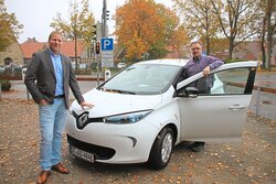 Peter und Jürgen vor dem ZOE Peter und Jürgen vor dem ZOE